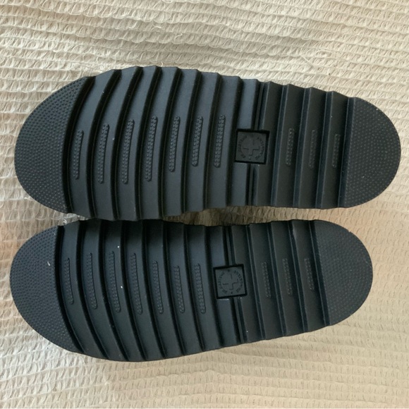 Dr Doc Martens Voss Women's Leather Strap Platform Sandals Heels Shoes in Black - Picture 7 of 13